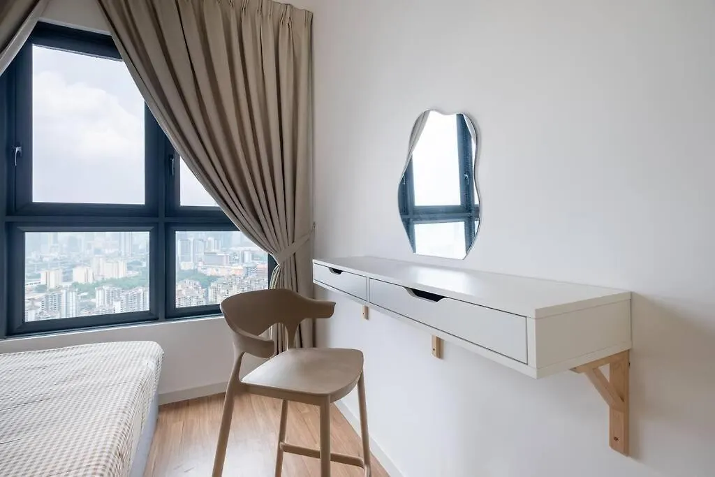 M Vertica 3Br 9Pax Sunway Velocity Mrt Aeon中文房东ikea Kuala Lumpur 0*,  Ma­lay­sia
